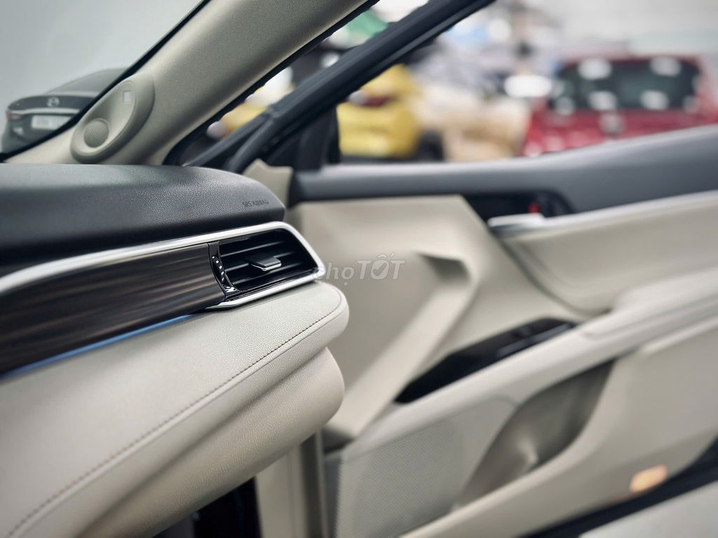 Toyota Camry 2.5Q Model 2022 siêu cọp. Mua bán Ô tô tại Quận 11 Tp Hồ Chí Minh được đăng bởi Kim Ngân Xe Lướt hình 17