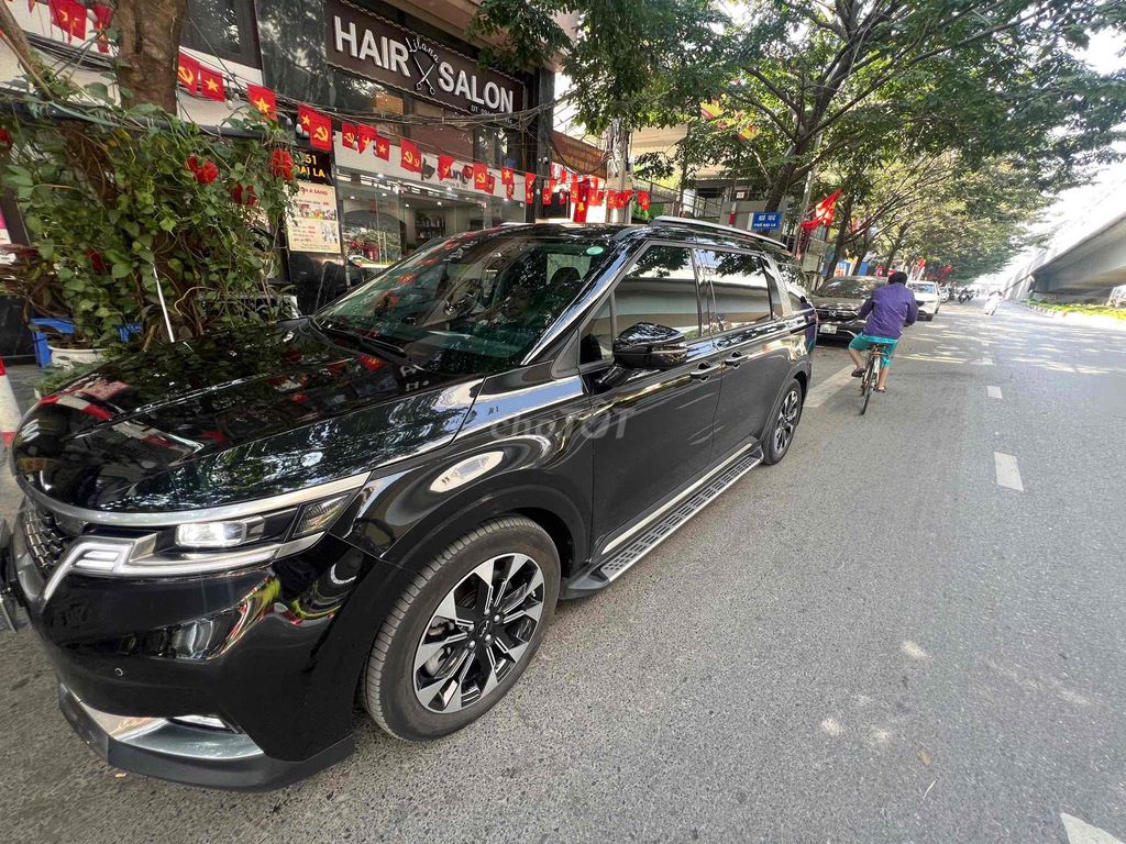 Kia Carnival 2024 Đen 40000 km. Mua bán Ô tô tại Quận Hoàng Mai Hà Nội được đăng bởi Tien hình 10