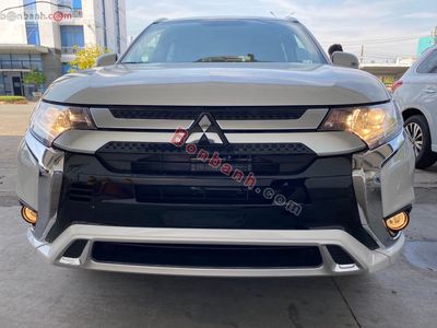 Mitsubishi Outlander 2.0 CVT 2024. Mua bán Ô tô tại Quận Hoàng Mai Hà Nội được đăng bởi Quang Dũng