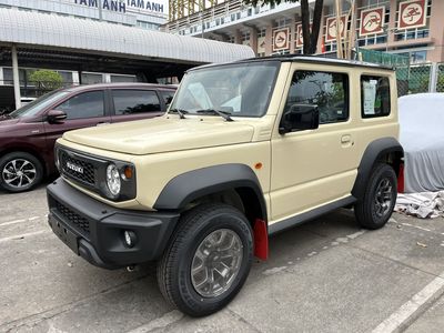 Suzuki Jimny 2024 Trắng ngà - nóc đen - Mới 100%