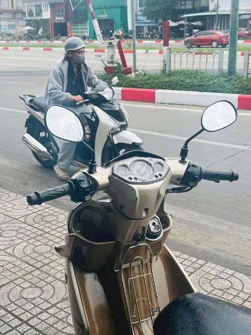 Yamaha Novo 4 2011 Nâu Tự động. Mua bán Xe máy tại Quận Gò Vấp Tp Hồ Chí Minh được đăng bởi Hoàn Mobile hình 2