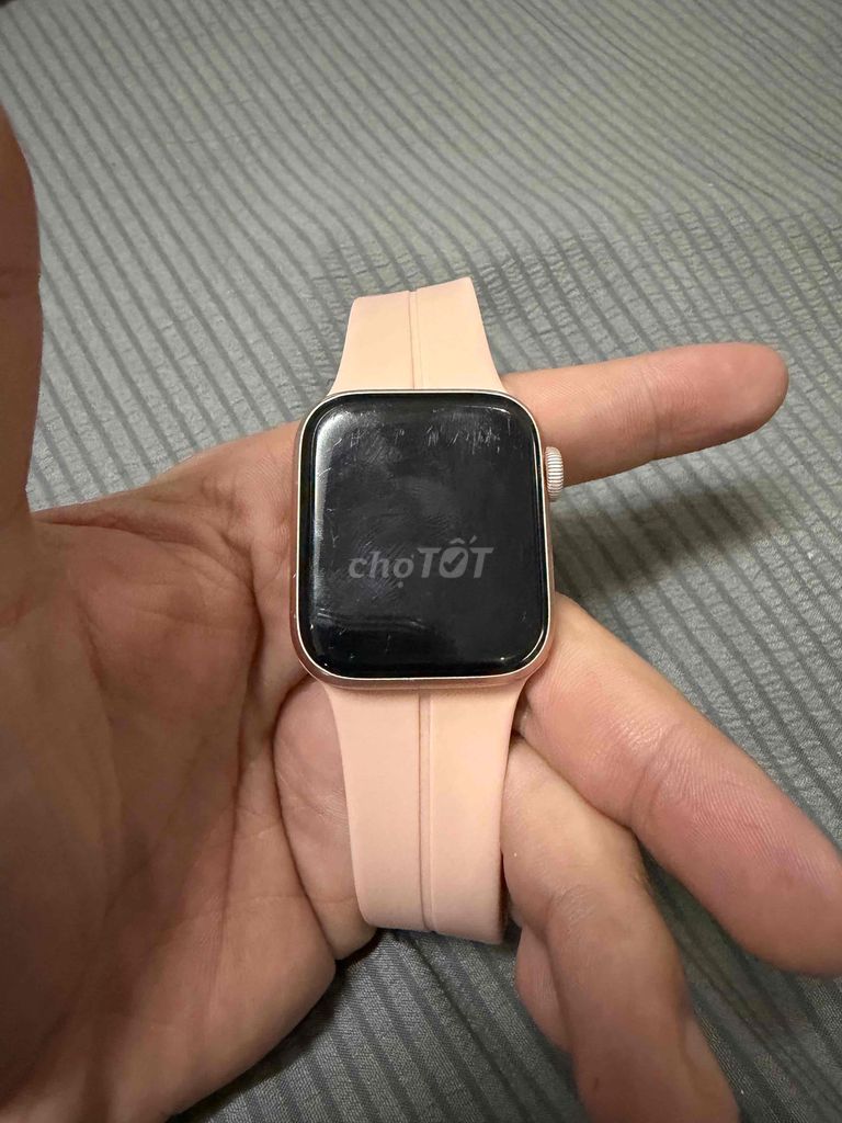 Apple Watch Series 5 Hồng 40mm. Mua bán Thiết bị đeo thông minh tại Quận Ngô Quyền Hải Phòng được đăng bởi Quyền hình 1
