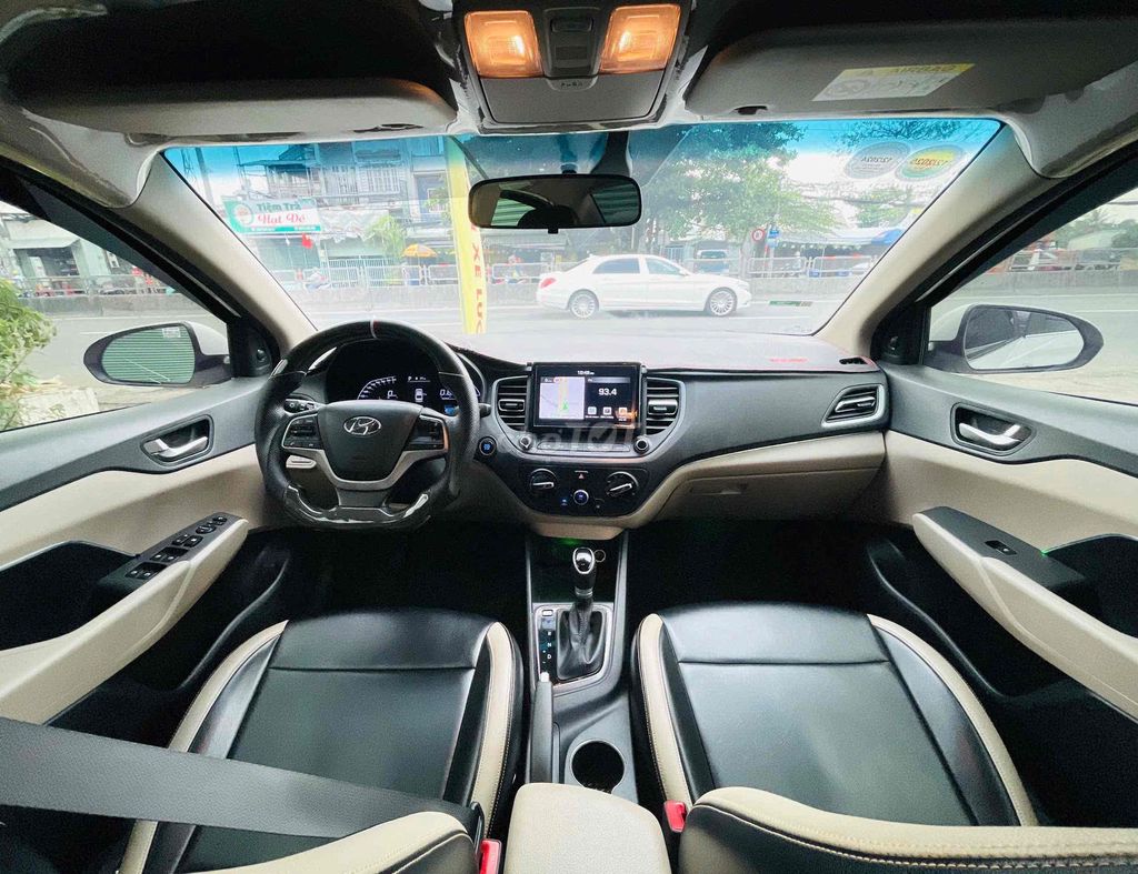 Hyundai Accent 2023 1.4 AT - 44000 km. Mua bán Ô tô tại Quận 3 Tp Hồ Chí Minh được đăng bởi Lâm Nhật hình 5