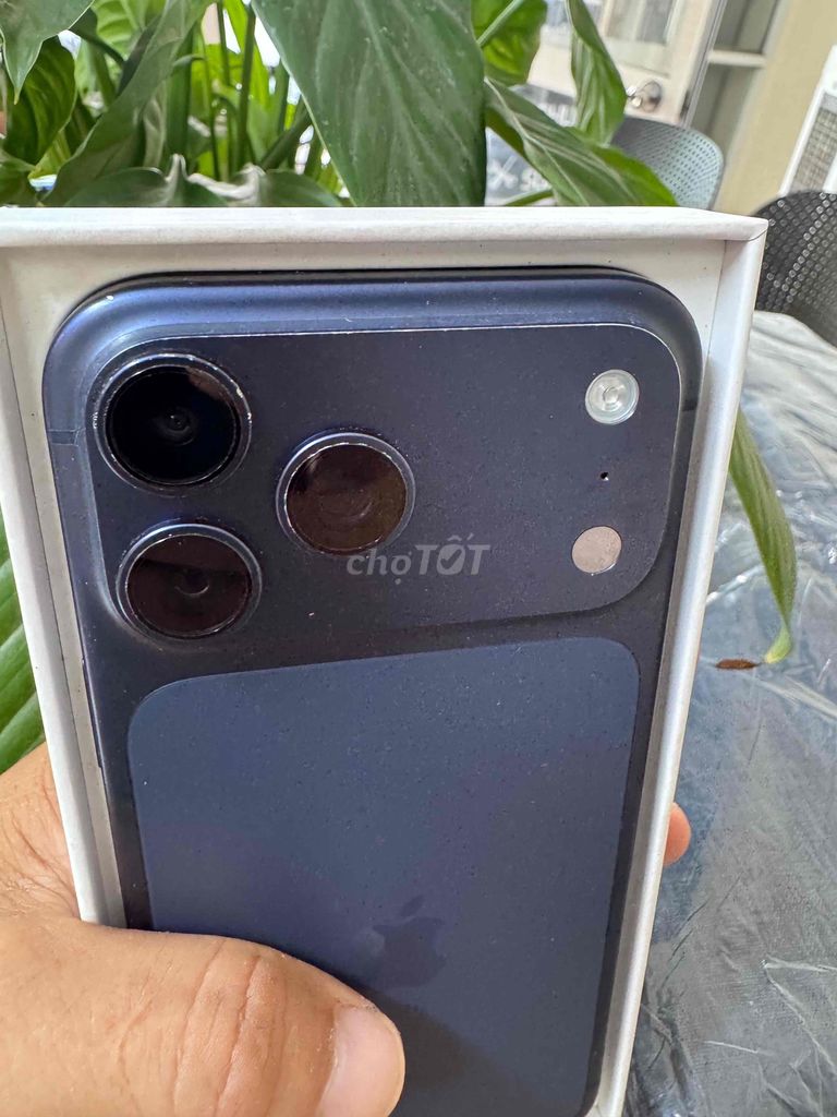 Apple iPhone 17 Pro Max 256GB Xanh 94%. Mua bán Điện thoại tại Quận Thanh Khê Đà Nẵng được đăng bởi Huỳnh Văn Hải hình 1