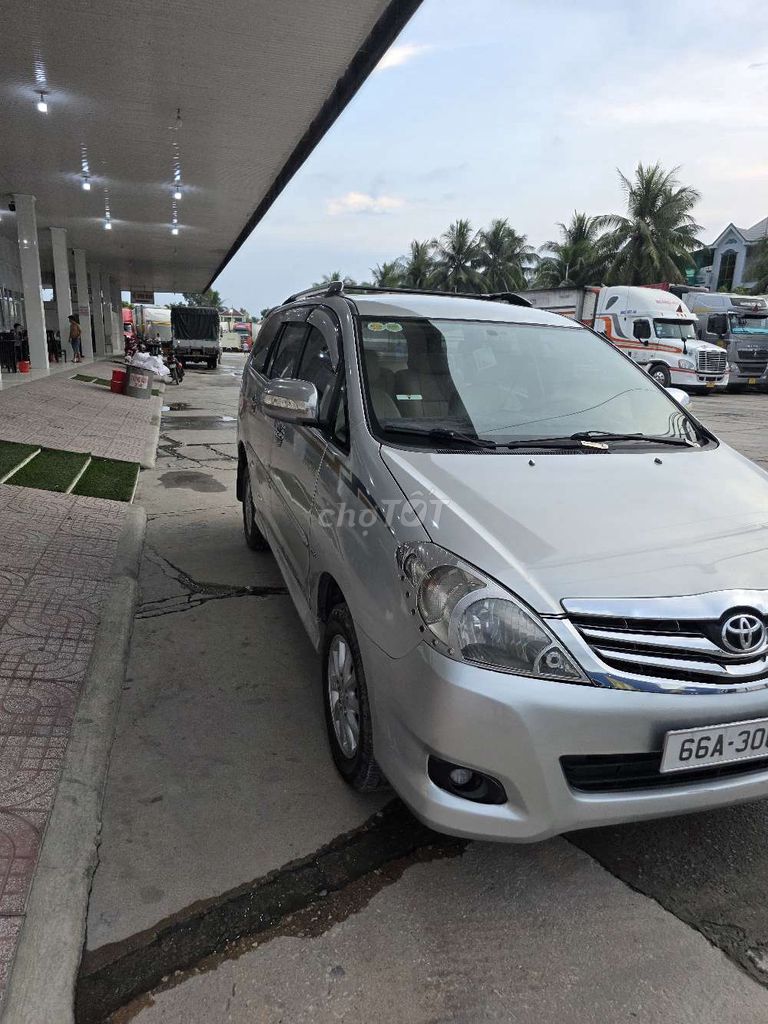 Toyota Innova 2010 G Số sàn Bạc. Mua bán Ô tô tại Quận 12 Tp Hồ Chí Minh được đăng bởi A Tuan hình 2