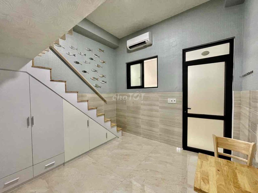 Duplex rộng 50m2, ngay đường Nguyễn Gia Trí, full nội thất,