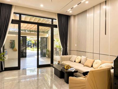 Аренда · 3 комн. · 100 м² · Quận Cẩm Lệ, ул. nguyễn nhàn