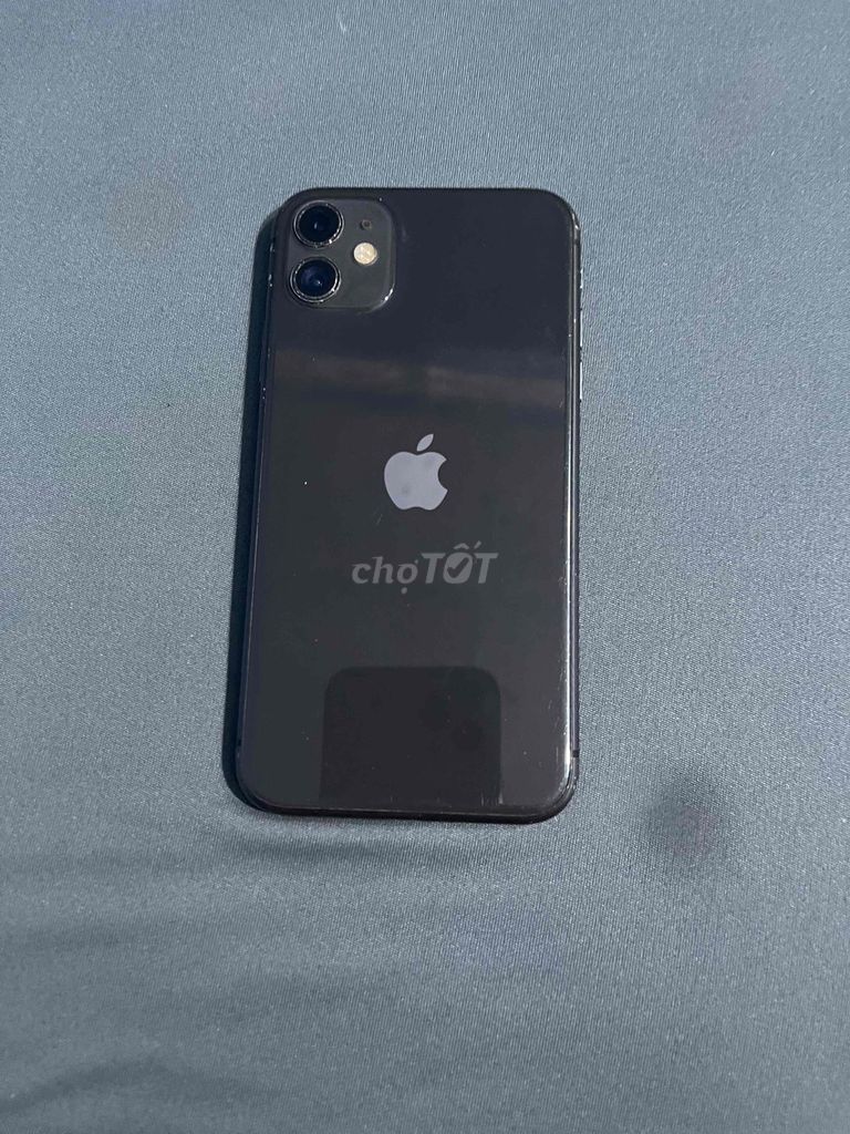 iPhone 11 128GB Đen Đã sử dụng. Mua bán Điện thoại tại Huyện Cầu Ngang Trà Vinh được đăng bởi Châu Bèo hình 1