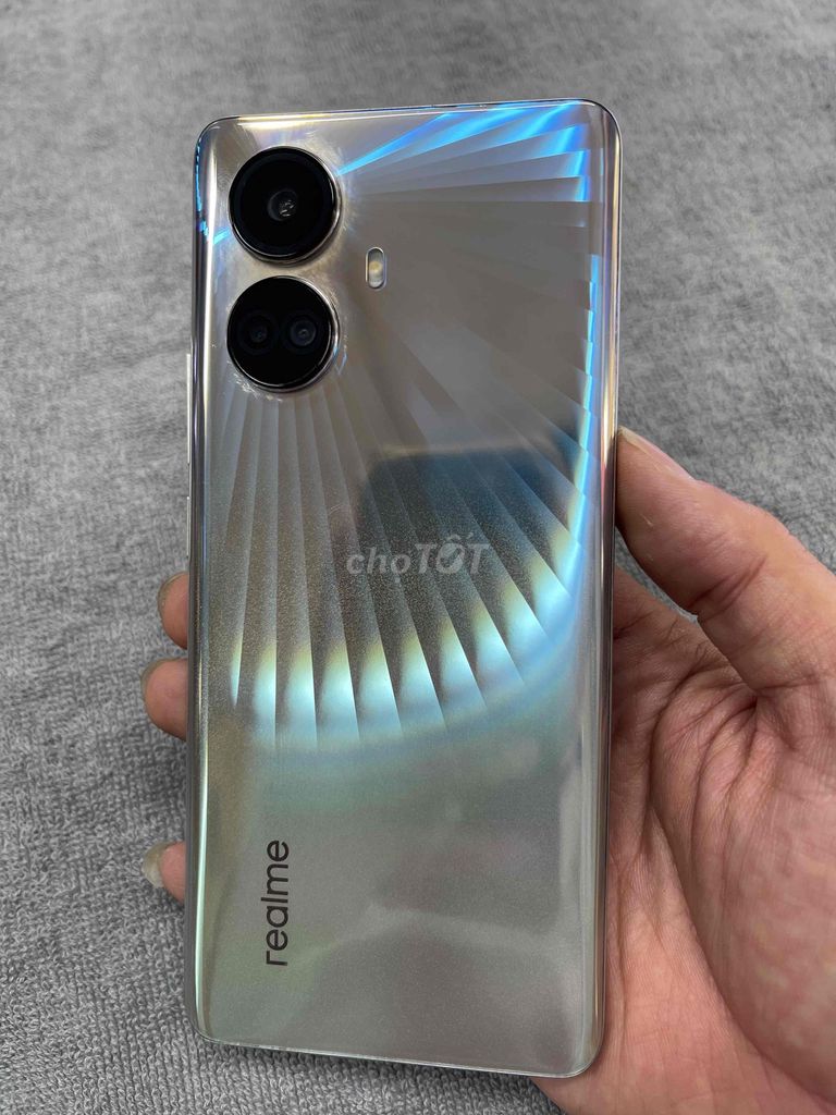 Realme 10 Pro Plus 5G 8GB/128GB Bạc. Mua bán Điện thoại tại Quận 4 Tp Hồ Chí Minh được đăng bởi Tuấn hình 1