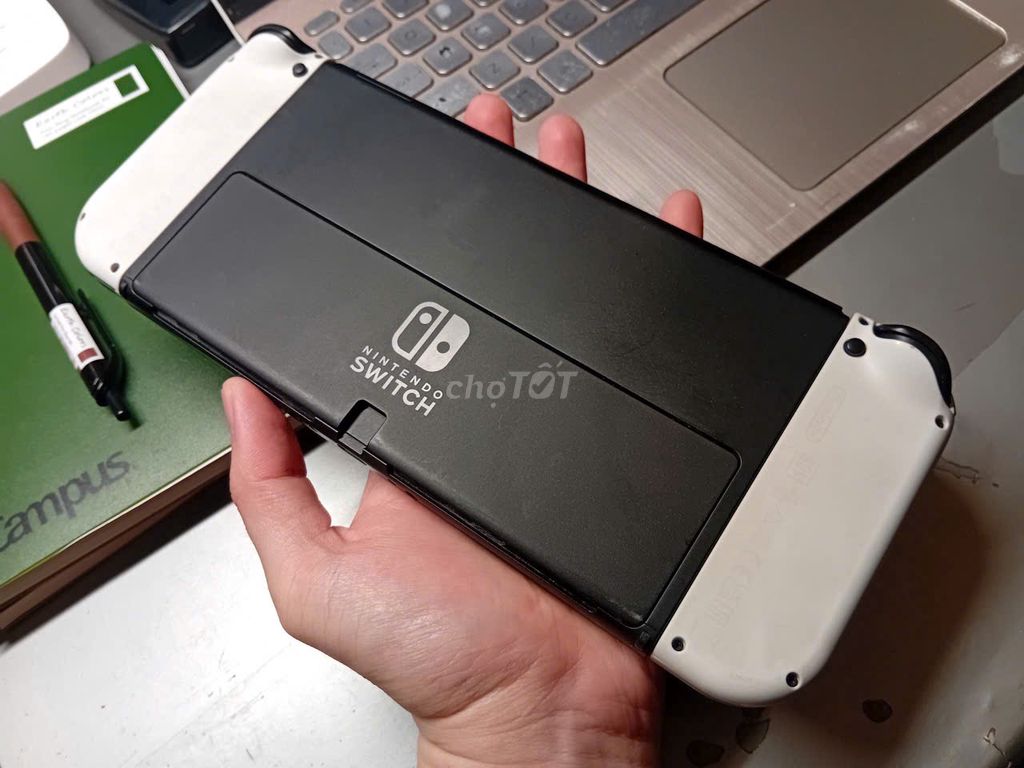 Máy chơi game Nintendo Switch OLED. Mua bán Thiết bị chơi game tại Quận Gò Vấp Tp Hồ Chí Minh được đăng bởi Trần Xuân Nhơn hình 1