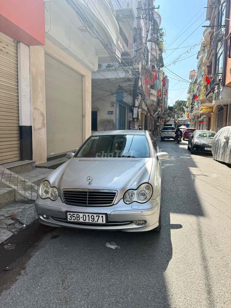Mercedes Benz C Class 2004 C240 Avantgarde. Mua bán Ô tô tại Quận Ngô Quyền Hải Phòng được đăng bởi Vũ Anh Tuấn hình 1
