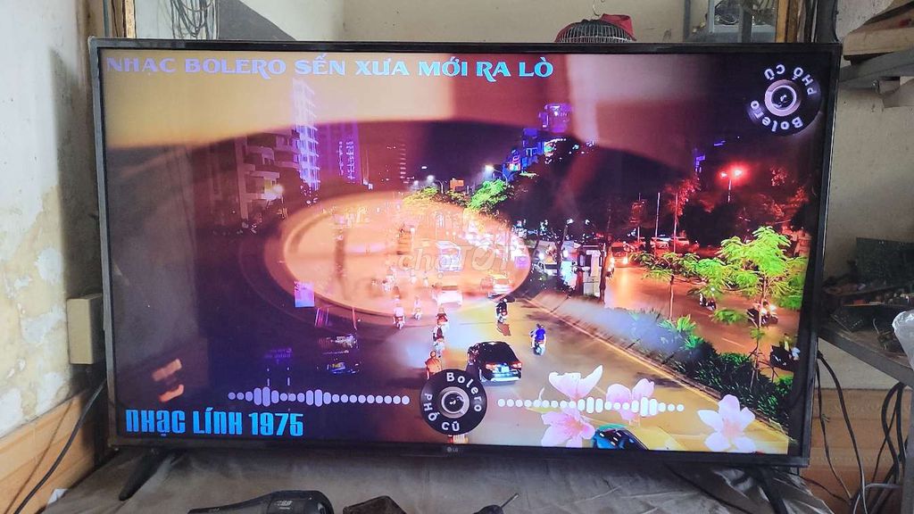 Tivi LG Smart TV Đã qua sử dụng. Mua bán Tivi, Âm thanh tại Thành phố Thái Bình Thái Bình được đăng bởi Thắng hình 1