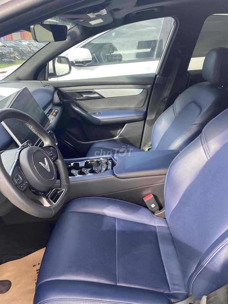 VinFast VF8 2023 Plus - 38000 km. Mua bán Ô tô tại Quận Đống Đa Hà Nội được đăng bởi Đoàn Hồng Minh hình 8