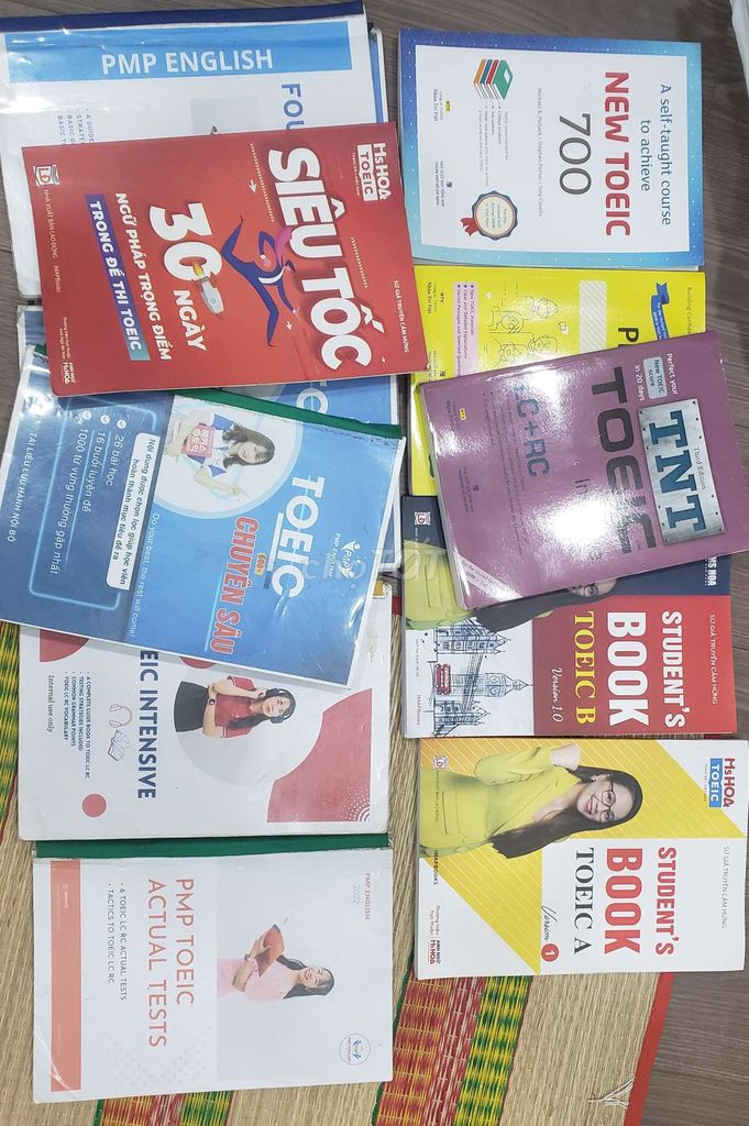 Sách ôn thi TOEIC tổng hợp. Mua bán Sách tại Thành phố Dĩ An Bình Dương được đăng bởi Tu Han Anh hình 1