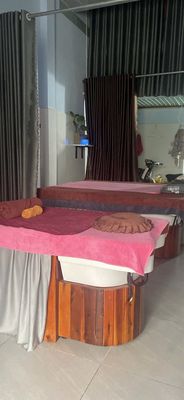 Thanh Lý tất cả đồ dùng tại spa. Mua bán Bàn ghế tại Thành phố Thủ Dầu Một Bình Dương được đăng bởi Phượng