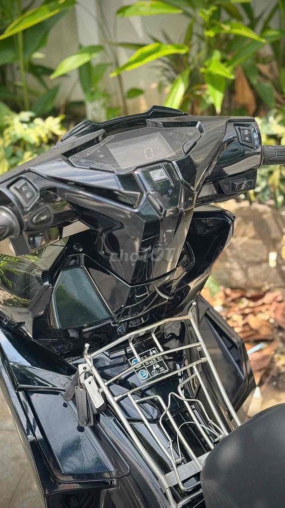 Honda AB 125 2023 4-клапанный черный 15 000 км номера Хошимина 1 владелец