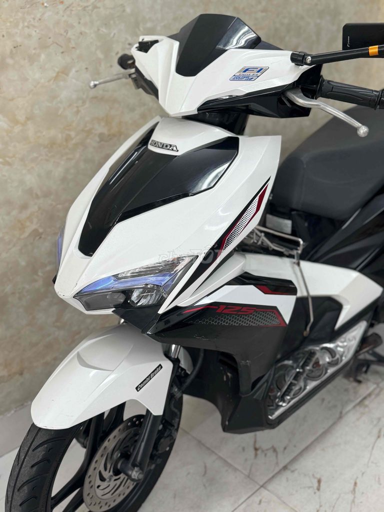 AB 125 trắng đen cuối 2019 siêu đẹp 43H1-280.86. Mua bán Xe máy tại Quận Sơn Trà Đà Nẵng được đăng bởi Minh Dũng bán trả góp 136 vân đồn  hình 4