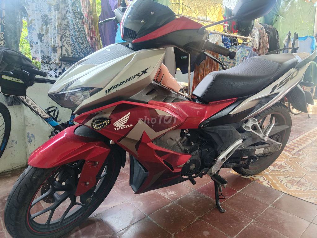 Winner X giao lưu Vision hoặc xe ga cho nữ. Mua bán Xe máy tại Quận Sơn Trà Đà Nẵng được đăng bởi Quyết Thắng hình 1