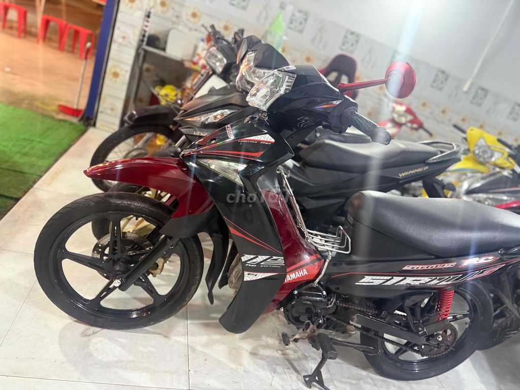 sirius FI 2015 bánh mâm đẹp êm ru giá rẻ cho ace. Mua bán Xe máy tại Huyện Bình Chánh Tp Hồ Chí Minh được đăng bởi CH HƠN PHÁT CHUYÊN MUA BÁN XE CŨ MỚI hình 5