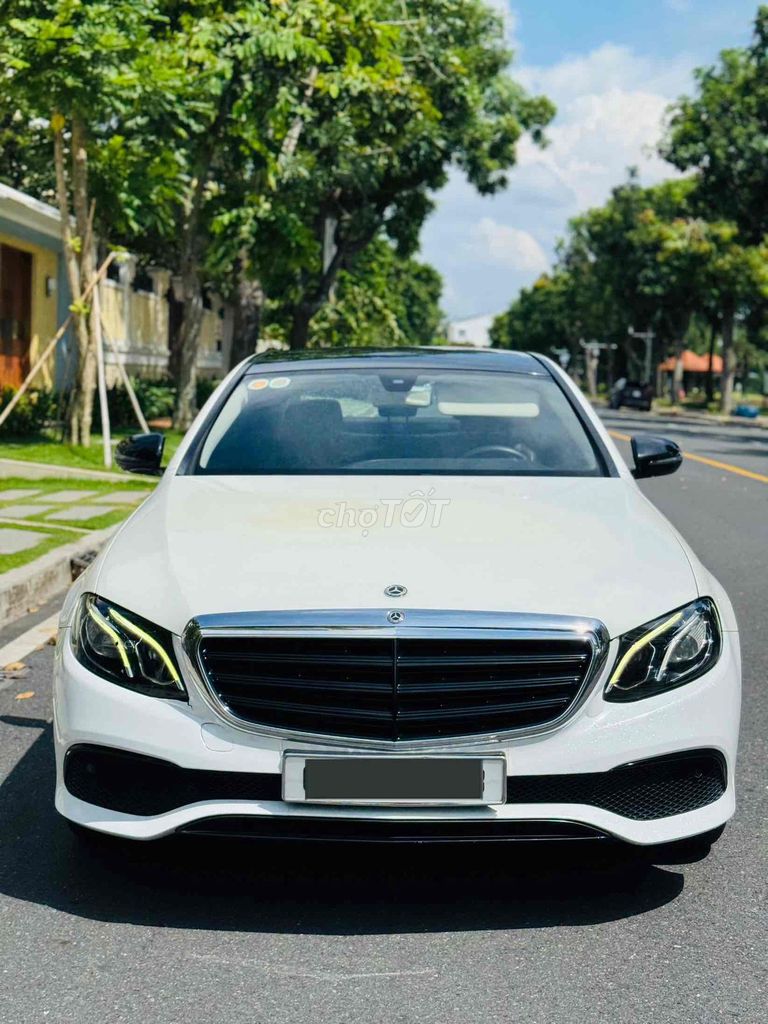 Mercedes Benz E Class 2017 E200 - 80.000km. Mua bán Ô tô tại Quận 7 Tp Hồ Chí Minh được đăng bởi Phạm Tân Tiến  hình 1