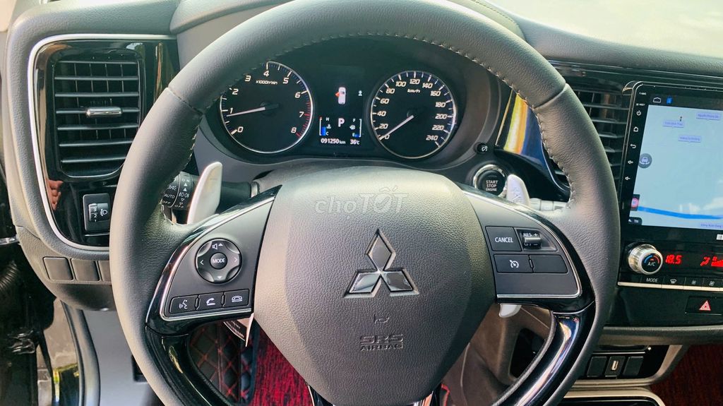 Mitsubishi Outlander 2021 2.0 CVT - 90000 km. Mua bán Ô tô tại Quận Cẩm Lệ Đà Nẵng được đăng bởi Nguyễn Đức Trưởng hình 15