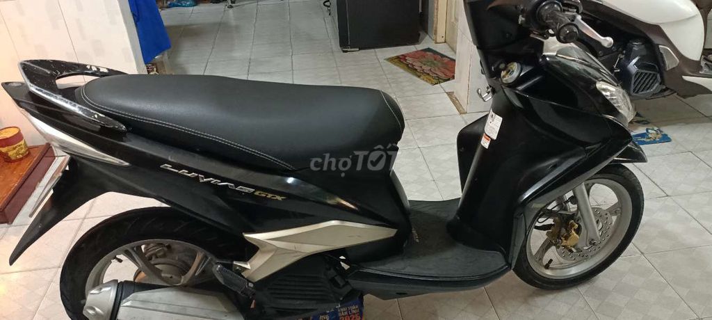 Yamaha Luvias FI Đen vàng đồng. Mua bán Xe máy tại Quận 5 Tp Hồ Chí Minh được đăng bởi THẮNG Q5 hình 8