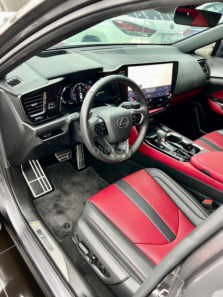 Lexus NX350 - 2023 - 1900 km