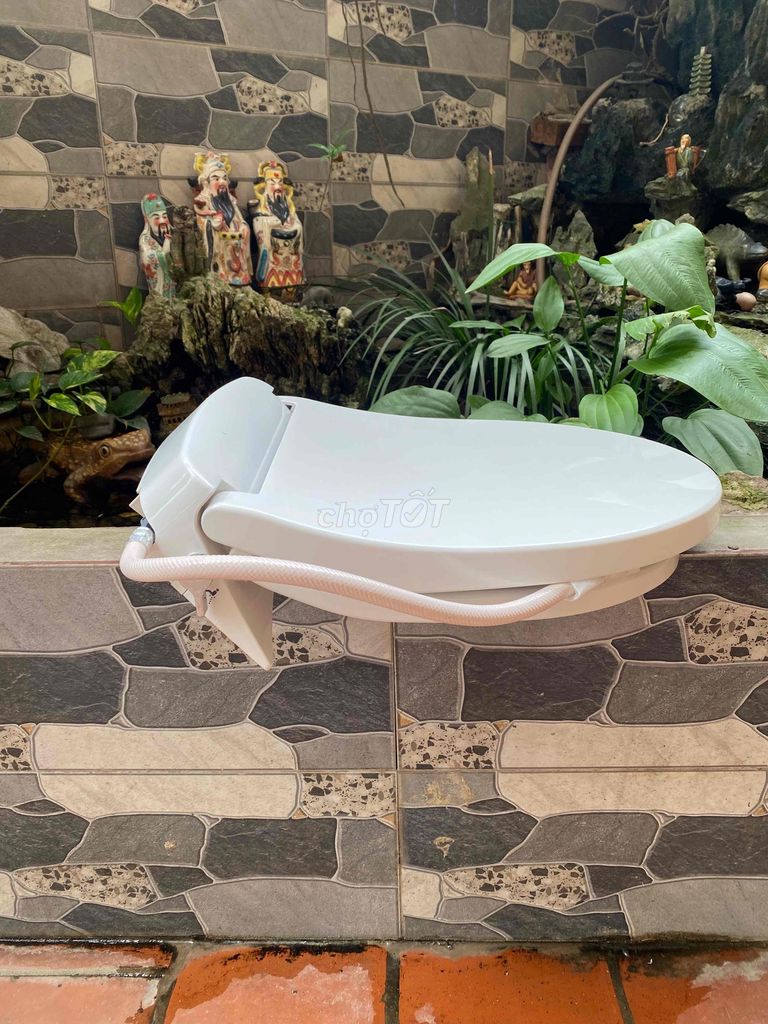 Nắp bồn cầu TOTO Eco Washer - Thanh Lý. Mua bán Thiết bị vệ sinh, nhà tắm tại Quận Long Biên Hà Nội được đăng bởi Bình Minh hình 1