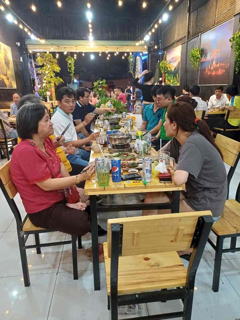 Sang quán ăn - nhậu Quận 12 Thành phố Hồ Chí Minh Diện tích: 200 m2 Đị
