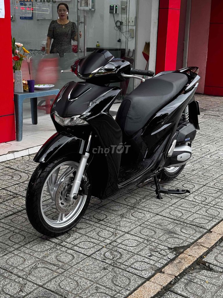 Honda SH 160i ABS 2026 Черный глянец