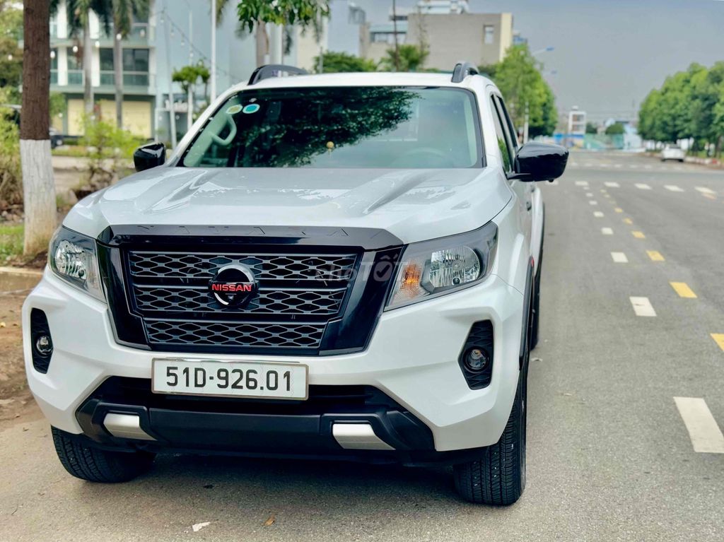 Navara bản EL 2023 máy 2.3 Twin Turbo Full đồ chơi