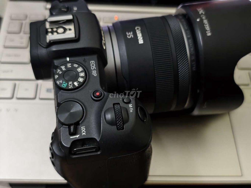 Ống kính Canon RF 35mm F1.8 IS Macro STM. Mua bán Máy ảnh, Máy quay tại Quận Hai Bà Trưng Hà Nội được đăng bởi Pham Tuan Anh hình 1
