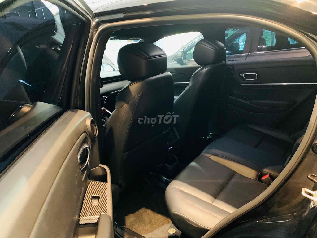 Honda HRV RS 2024 - 19000km Siêu Đẹp Hãng Bán. Mua bán Ô tô tại Quận 7 Tp Hồ Chí Minh được đăng bởi Honda Ôtô SG Quận 7 hình 8