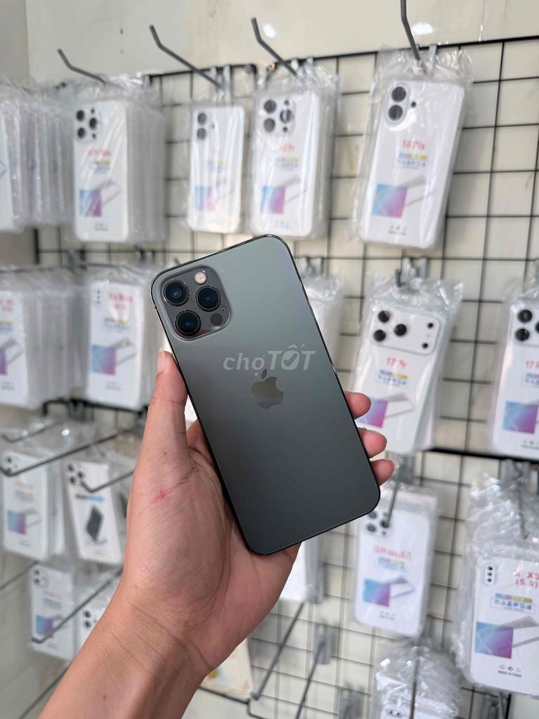 Apple iPhone 12 Pro 128GB Đen. Mua bán Điện thoại tại Huyện Châu Đức Bà Rịa - Vũng Tàu được đăng bởi Lê Quang Sáng hình 1