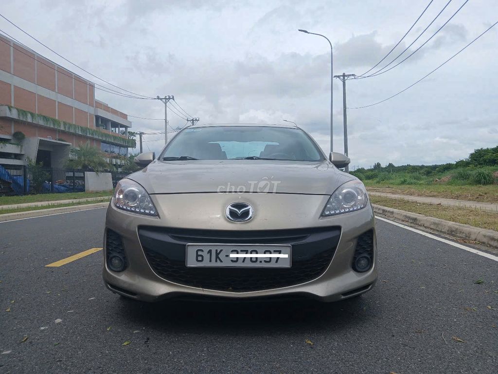 Mazda 3 2014 Vàng cát 90.000 km. Mua bán Ô tô tại Thành phố Thủ Dầu Một Bình Dương được đăng bởi Nguyễn lý hình 1