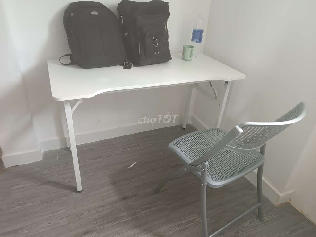Bàn học 120x75x60. Mua bán Bàn ghế tại Huyện Hóc Môn Tp Hồ Chí Minh được đăng bởi Bánh Mix Hạt hình 1
