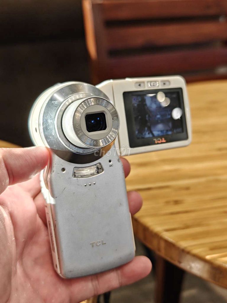 Máy ảnh TCL DV009 Bạc. Mua bán Máy ảnh, Máy quay tại Quận Thanh Khê Đà Nẵng được đăng bởi KO SHIP COD NGOÀI ĐÀ NẴNG hình 1