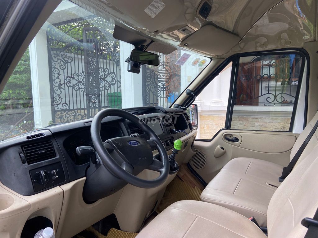 Ford Transit 2017 Luxury - 57940 km. Mua bán Ô tô tại Thành phố Thủ Đức Tp Hồ Chí Minh được đăng bởi Quý Lê hình 3