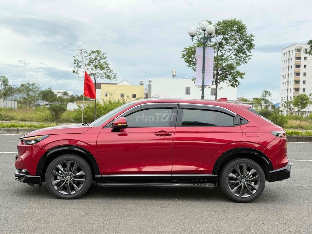 Honda HR-V 2023 RS - 23000 km. Mua bán Ô tô tại Quận Thanh Xuân Hà Nội được đăng bởi ĐÀM HÙNG CAR  hình 4