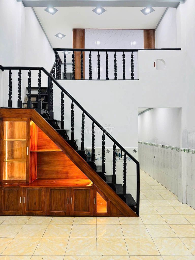 Bán nhà 60m2 P. Tân Đông Hiệp, TPHCM, hướng Tây