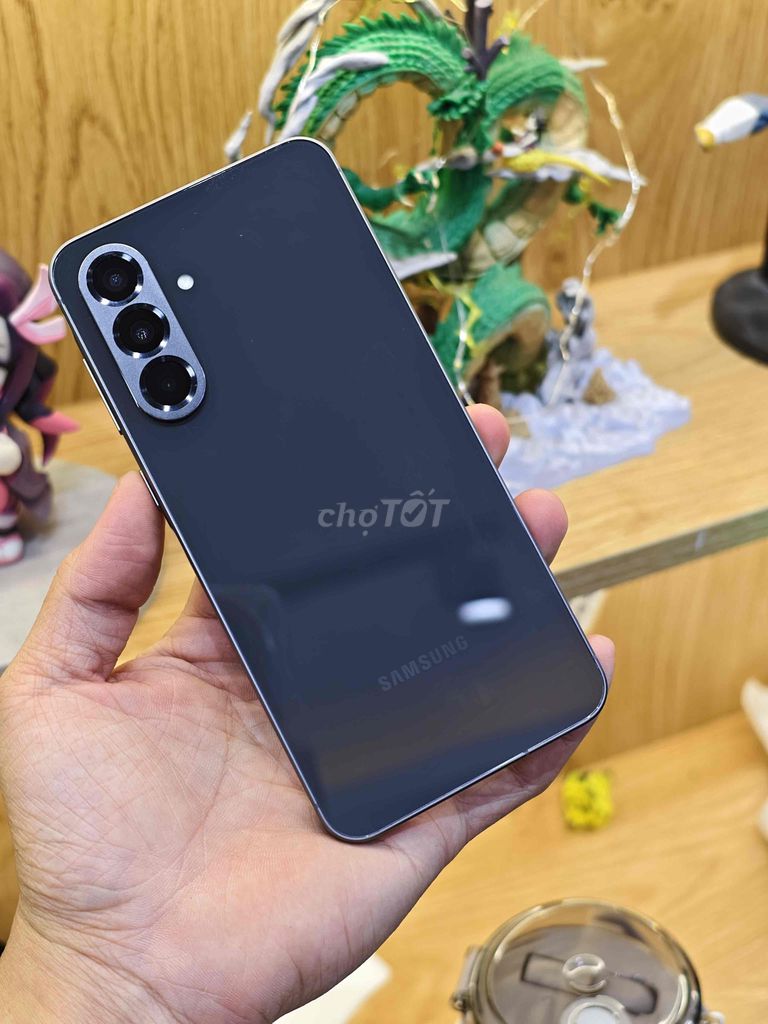 Samsung A56 8GB/128GB Đen 2 Sim. Mua bán Điện thoại tại Quận 10 Tp Hồ Chí Minh được đăng bởi Khánh Trần hình 1