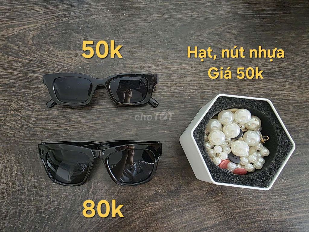 Kính mát Đen. Mua bán Phụ kiện thời trang khác tại Huyện Nhà Bè Tp Hồ Chí Minh được đăng bởi Quyên hình 1
