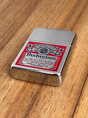 Zippo 1990 VI La Mã - Đáy lồi chữ xéo. Mua bán Đồ sưu tầm, đồ cổ tại Quận Hải Châu Đà Nẵng được đăng bởi Zippo Bốn Ba