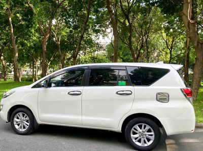 Chính chủ bán INNOVA 2019 E zin nguyên gia đình đi