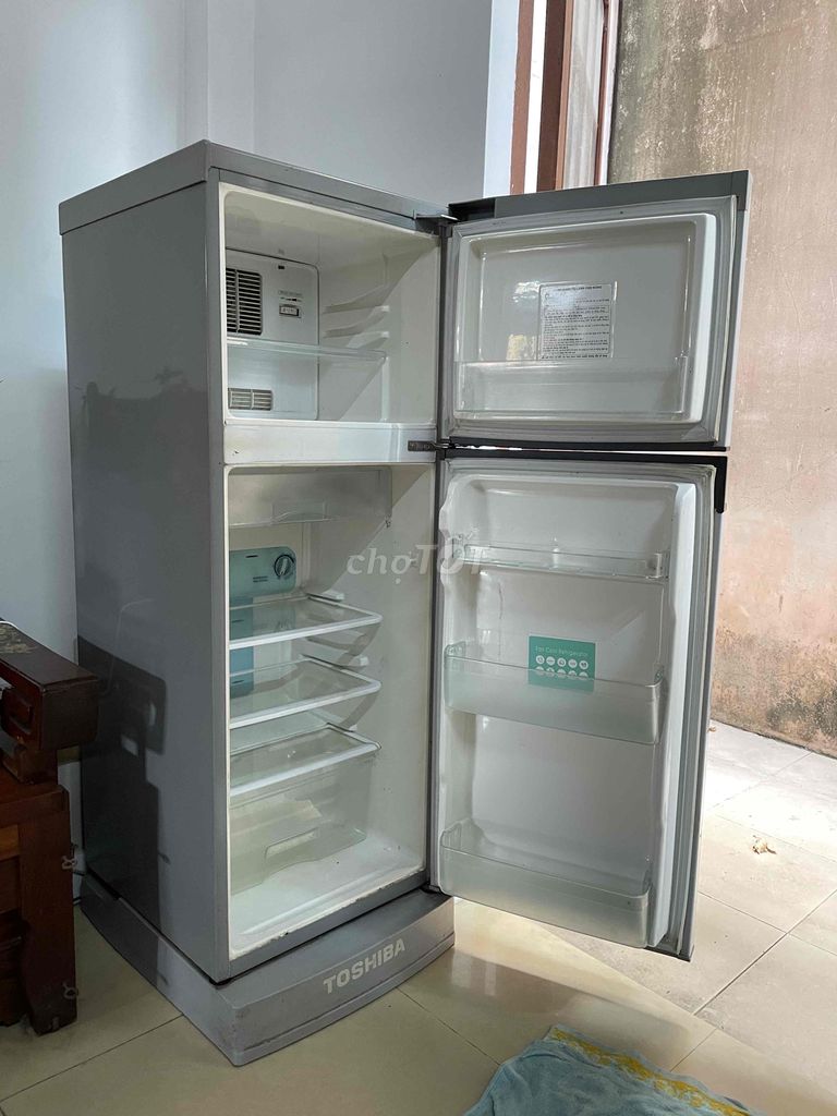 tủ lạnh Toshiba + lò vi sóng