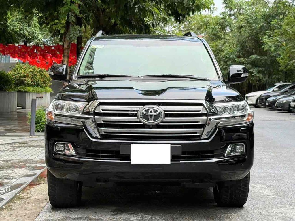 Toyota LandCruiser VX 4.6 V8 sx 2020 màu đen. Mua bán Ô tô tại Quận Cầu Giấy Hà Nội được đăng bởi Cao Quý hình 1