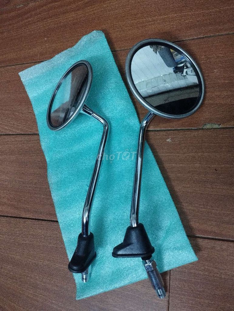 Gương chiếu hậu Wintek 005 kim loại, kính. Mua bán Phụ tùng xe tại Quận Cầu Giấy Hà Nội được đăng bởi Mạnh Thắng hình 1