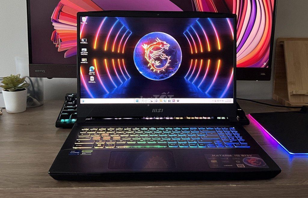 🎮 MSI 15 B13VFK/i7-13620H/16GB/1TB/RTX4060. Mua bán Laptop tại Quận 10 Tp Hồ Chí Minh được đăng bởi TTCenter hình 1