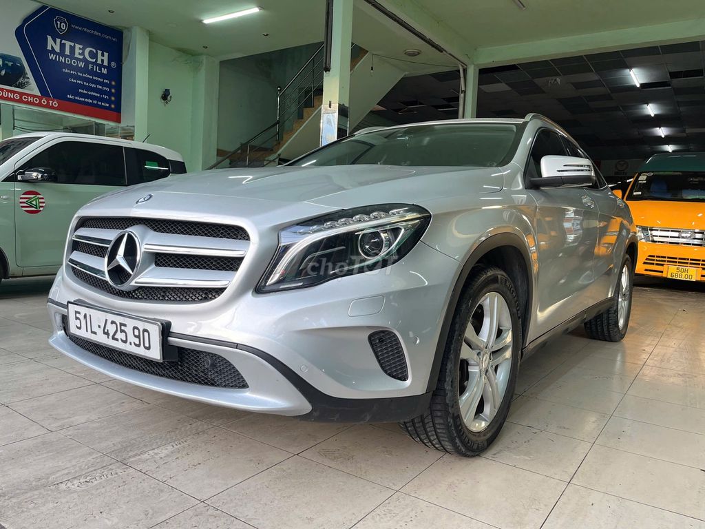 GLA 200 xe đẹp lăn bánh 2015. Mua bán Ô tô tại Quận Tân Bình Tp Hồ Chí Minh được đăng bởi Hoàng Hải hình 2
