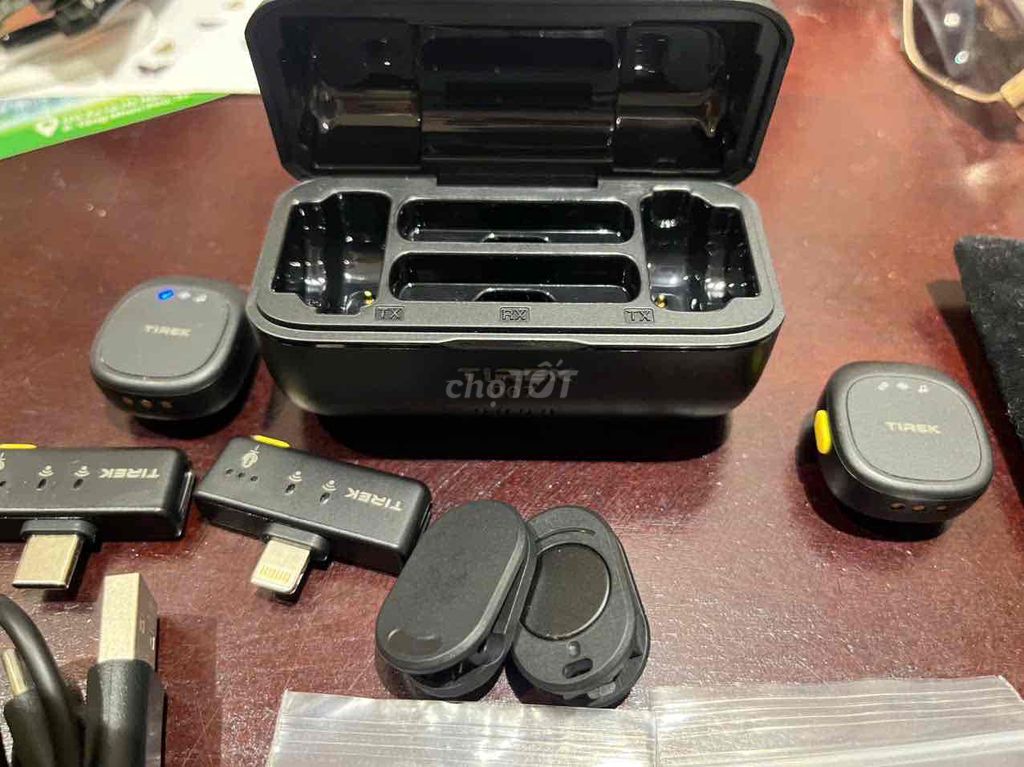 Micro thu âm không dây Tirek D07 Đen. Mua bán Tivi, Âm thanh tại Quận 3 Tp Hồ Chí Minh được đăng bởi Trần Ngọc Trang Đài hình 1